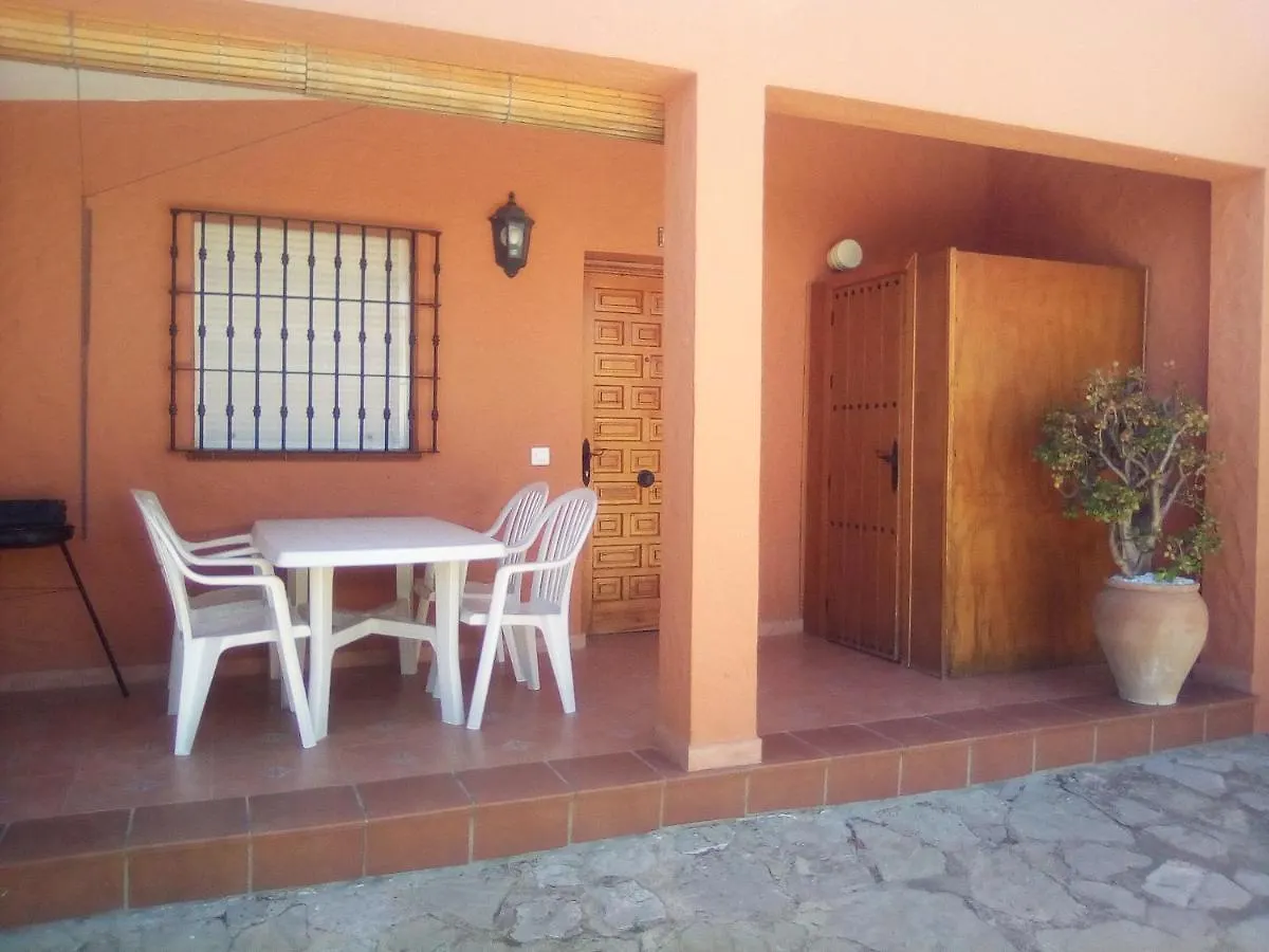 Villa Encarna Alojamientos Turisticos Con Piscina Comunitaria Apartment