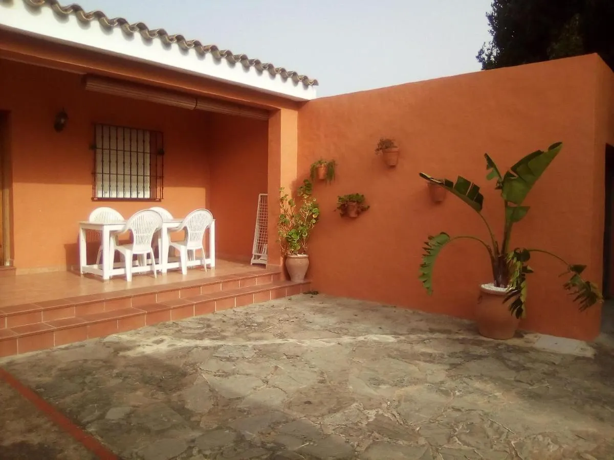 Villa Encarna Alojamientos Turisticos Con Piscina Comunitaria Conil De La Frontera